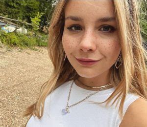 bendypiri|Bendypiri Bio, Videos, Age, Boyfriend, Net Worth, Wiki.
